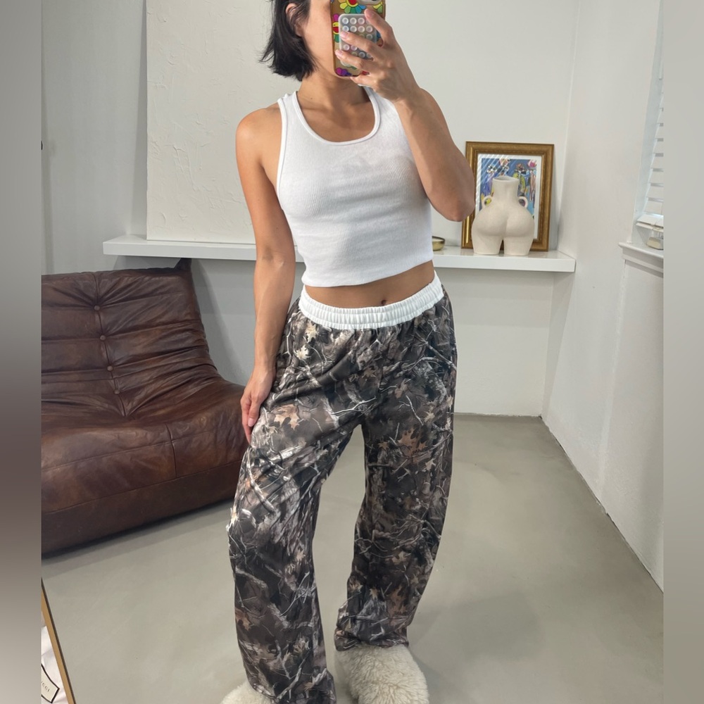 Stylish Women's Camouflage Pants